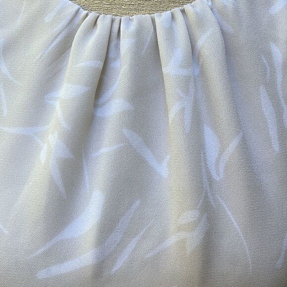 A NEW DAY SLEEVELESS SHIRT, Size M - Picture 2 of 5